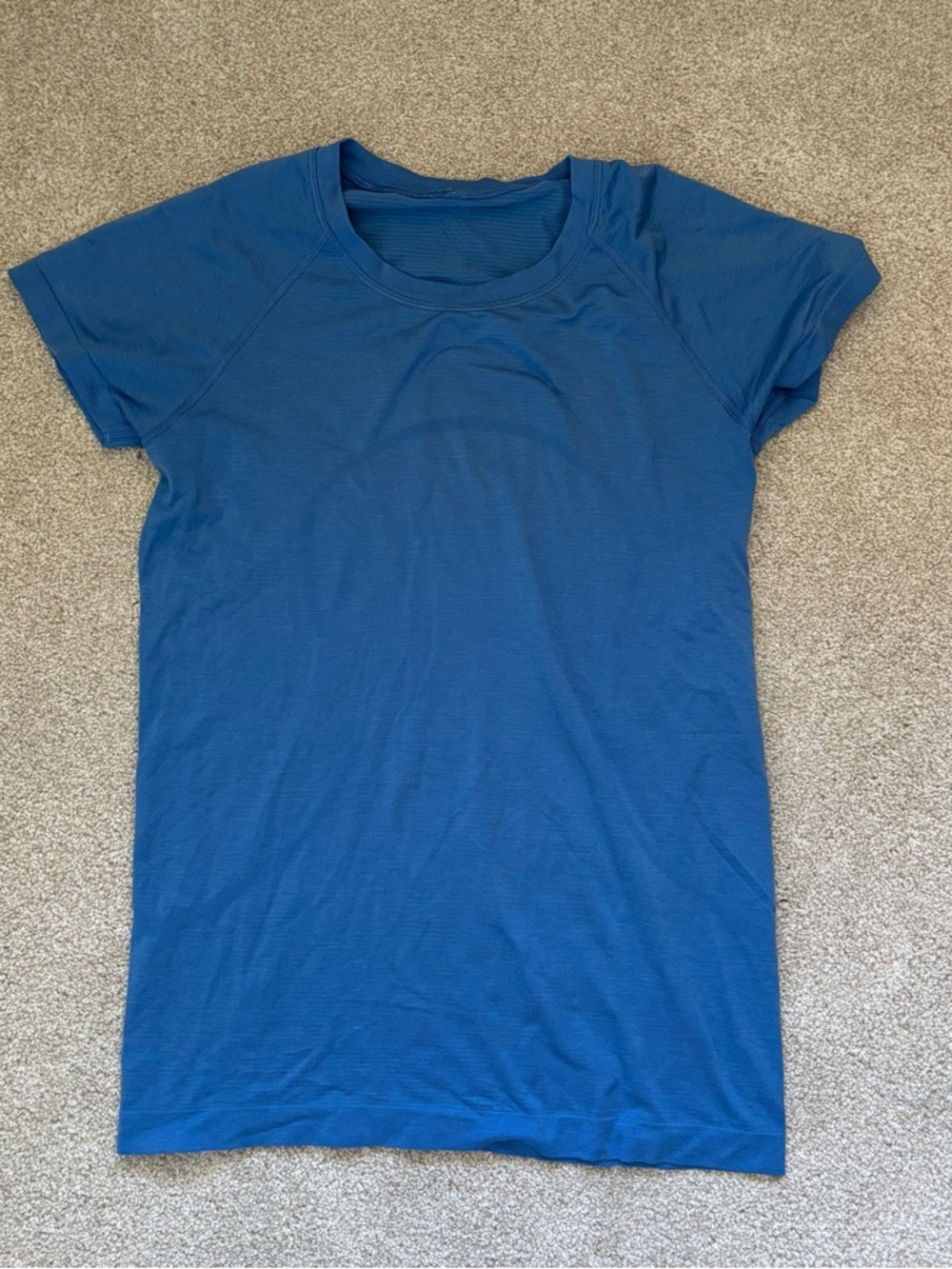 lululemon athletica Blue Swiftly Tech Shorts Sleeve Shirt Size 10
